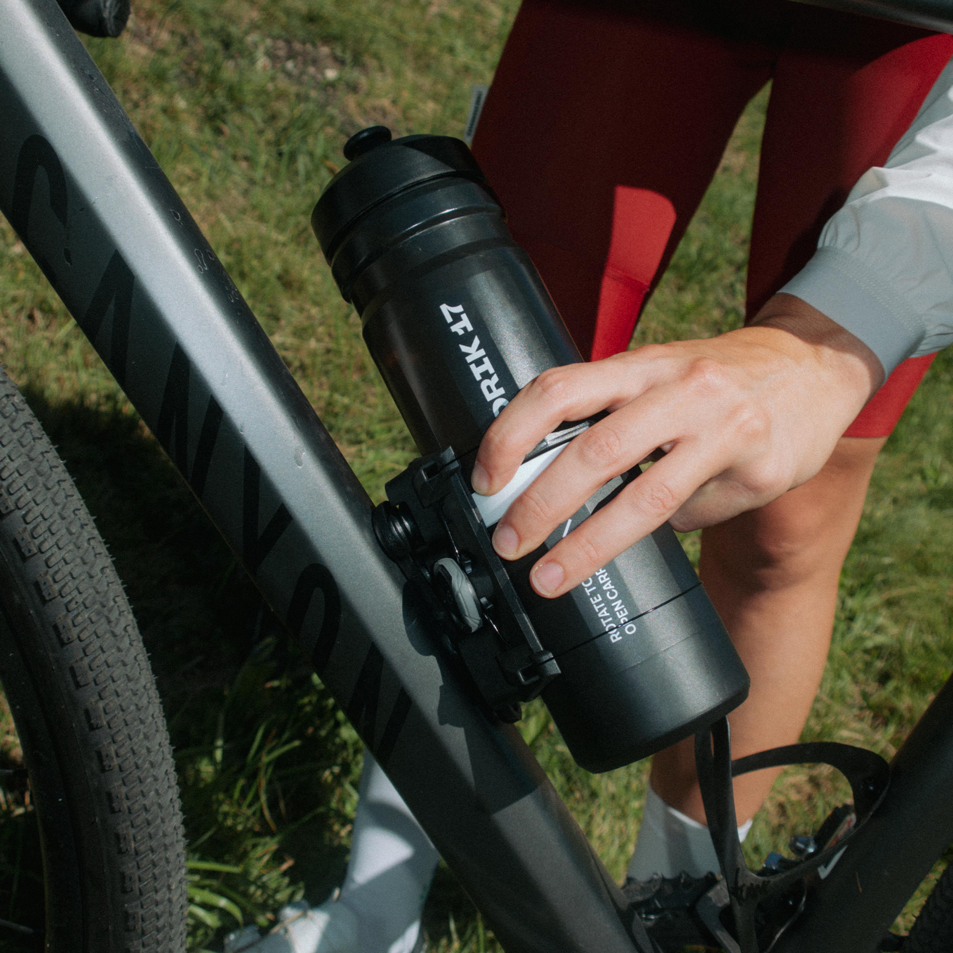FIDLOCK TWIST uni connector + bike base
